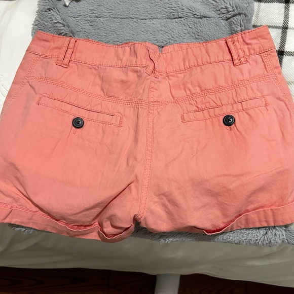 H&M Shorts Coral Colour - Picture 3 of 3